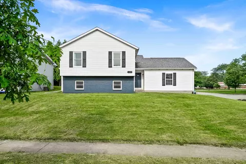 1230 N Hershey Rd, Bloomington, IL 61704
