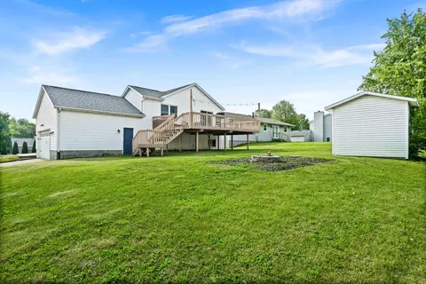 Exterior - 1230 N Hershey Rd, Bloomington, IL 61704 photo 10 of 13