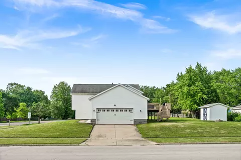 Exterior - 1230 N Hershey Rd, Bloomington, IL 61704 photo 13 of 13