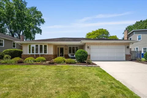 1614 Orth Dr, Wheaton, IL 60189