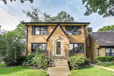 6623 N Sioux Ave, Chicago, IL 60646