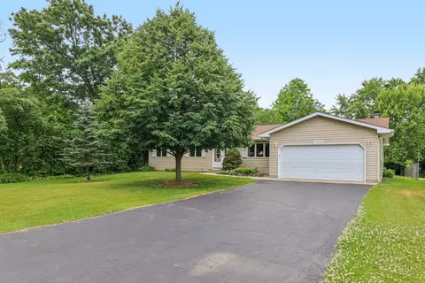 35932 N Watson Ave, Ingleside, IL 60041 photo 6