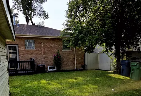 Exterior - 7447 Beloit Ave, Bridgeview, IL 60455 photo 4 of 6