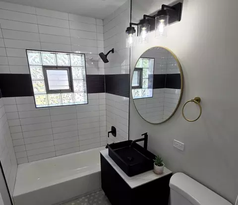 Bath - 7447 Beloit Ave, Bridgeview, IL 60455 photo 1 of 2