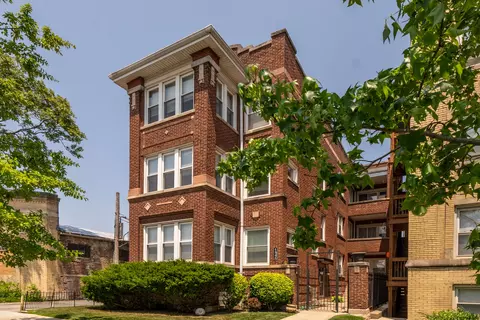 4848 W Belle Plaine Ave #2R, Chicago, IL 60641