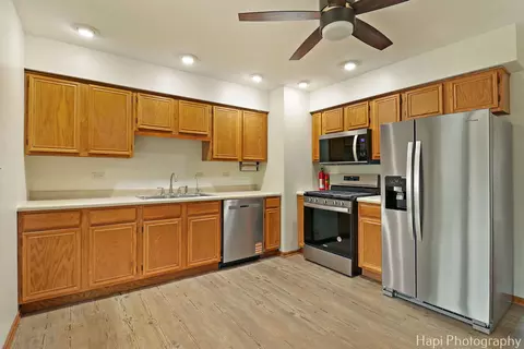 Kitchen - 404 Rand Rd, Lakemoor, IL 60050 photo 1 of 2