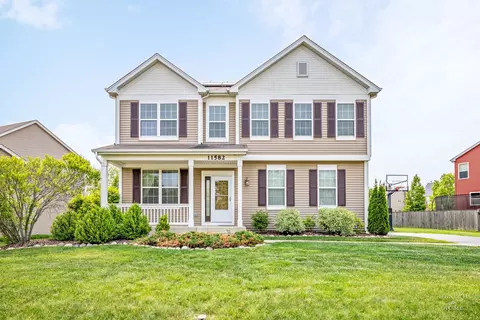 11582 Beacon Ave, Huntley, IL 60142