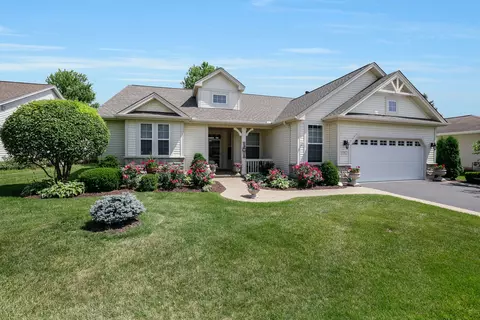 12022 Stonewater Xing, Huntley, IL 60142