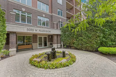 5055 W Madison St #511, Skokie, IL 60077