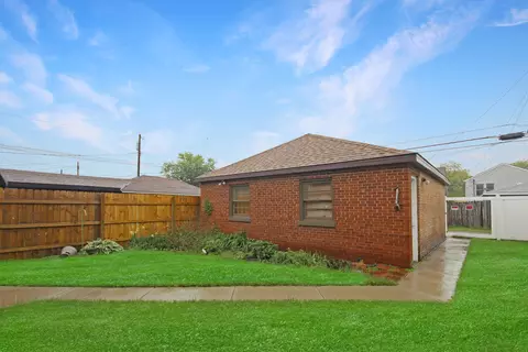 2424 Birch Ave, Whiting, IN 46394 photo 3