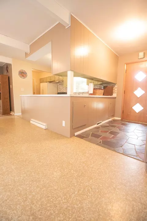 Entry Way - 1104 Beech Dr, Dixon, IL 61021 photo 1 of 3