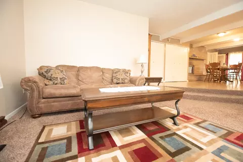 Living - 1104 Beech Dr, Dixon, IL 61021 photo 2 of 5