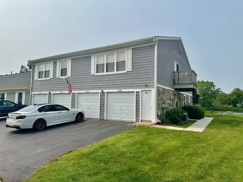 1110 Hampton Hbr #1110, Schaumburg, IL 60193