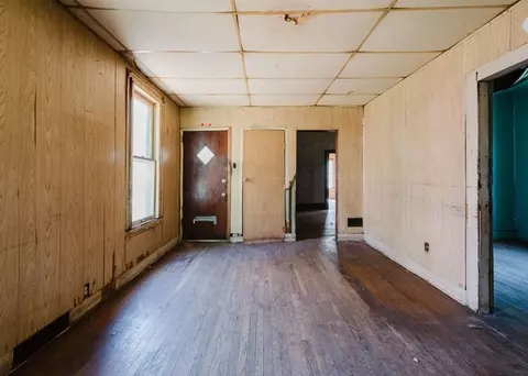 305 Richards St, Joliet, IL 60433 photo 18