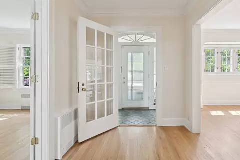 720 Ingleside Pl, Evanston, IL 60201 photo 2