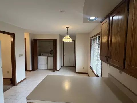 310 Massasoit St, Minooka, IL 60447 photo 3