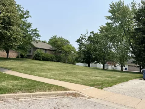 310 Massasoit St, Minooka, IL 60447 photo 25