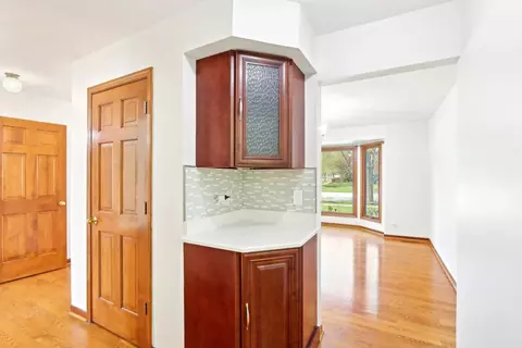 Other - 1337 E Thacker St, Schaumburg, IL 60173 photo 2 of 13
