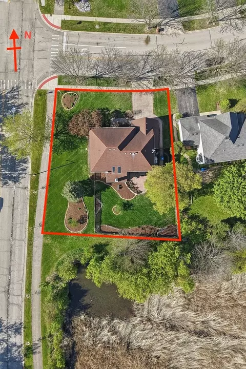 View/Area - 1337 E Thacker St, Schaumburg, IL 60173 photo 9 of 9
