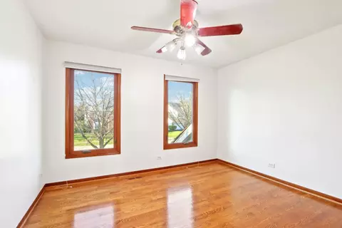 Bedroom - 1337 E Thacker St, Schaumburg, IL 60173 photo 1 of 9