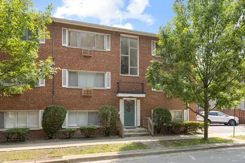 1107 Washington Blvd #2E, Oak Park, IL 60302