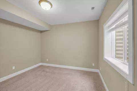 Bedroom - 2107 Max Run Dr, Champaign, IL 61822 photo 9 of 10