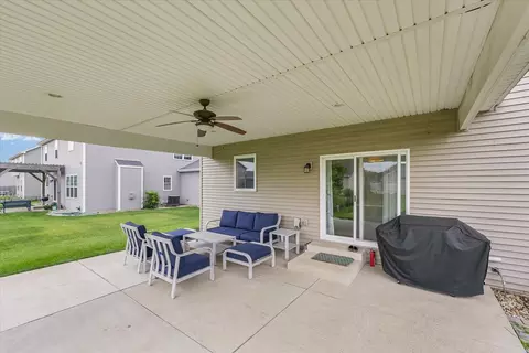 Exterior - 2107 Max Run Dr, Champaign, IL 61822 photo 8 of 9