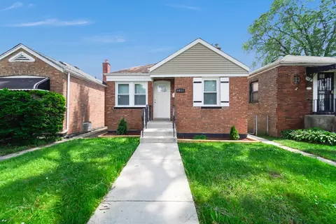 9835 S Drexel Ave, Chicago, IL 60628