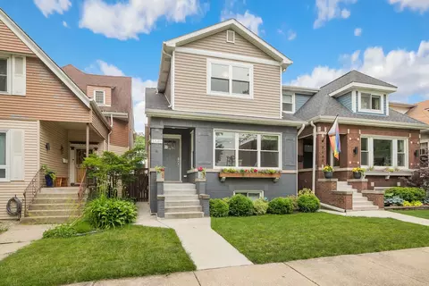 3645 W Eddy St, Chicago, IL 60618