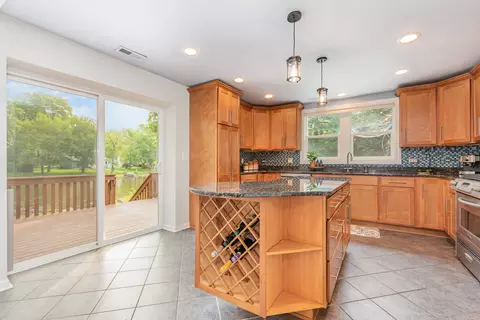 Kitchen - 1237 Fox River Dr, Algonquin, IL 60102 photo 1 of 2