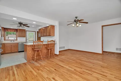 808 W Jackson St, Morris, IL 60450 photo 12
