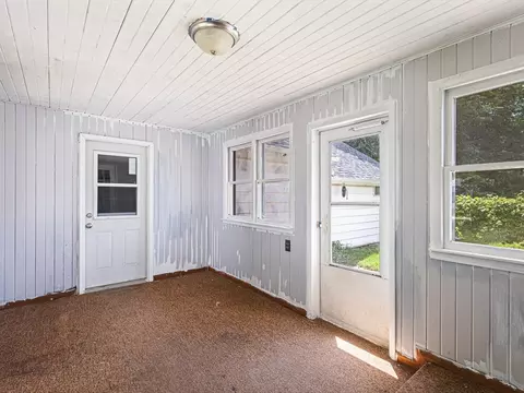 329 E 8th St, Pecatonica, IL 61063 photo 15