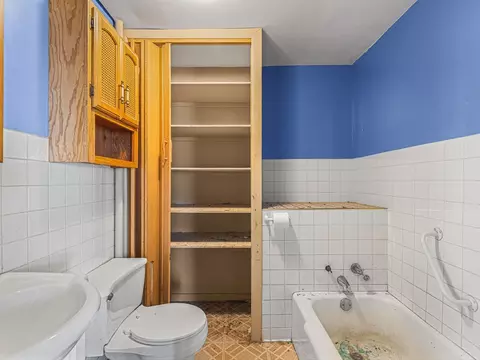 329 E 8th St, Pecatonica, IL 61063 photo 23