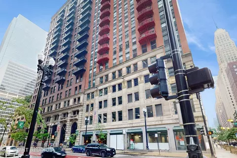 212 W Washington St #1108, Chicago, IL 60606