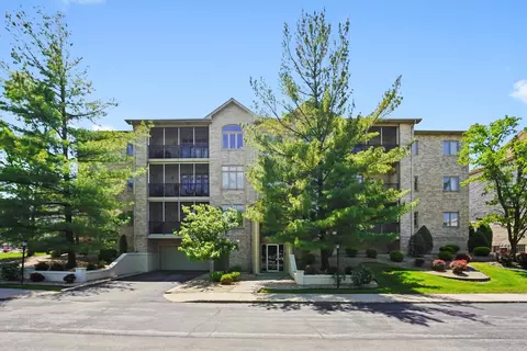 6321 Pine Ridge Ct #2D, Tinley Park, IL 60477