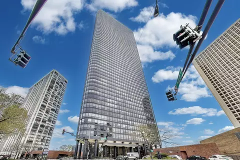 5415 N Sheridan Rd #4511, Chicago, IL 60640