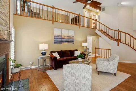 Living - 1709 Pebble Beach Ct, Hoffman Estates, IL 60169 photo 1 of 2