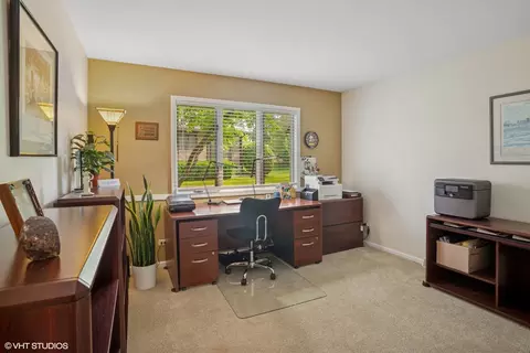 Other - 1709 Pebble Beach Ct, Hoffman Estates, IL 60169 photo 3 of 9