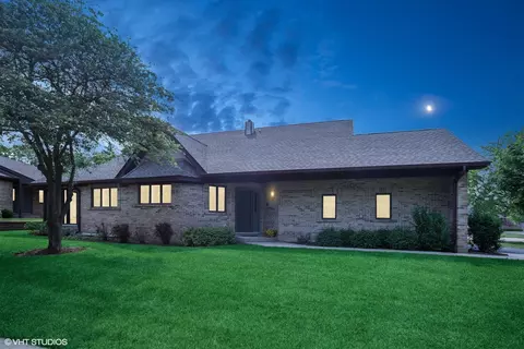 Exterior - 1709 Pebble Beach Ct, Hoffman Estates, IL 60169 photo 5 of 5