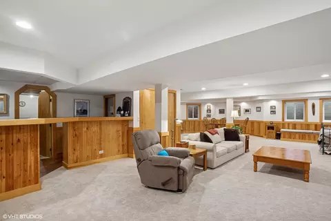 Other - 1709 Pebble Beach Ct, Hoffman Estates, IL 60169 photo 7 of 9