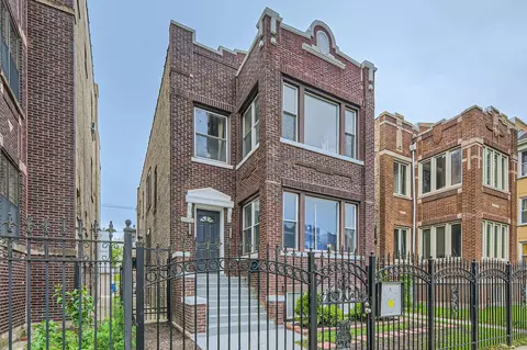 4616 N Central Park Ave, Chicago, IL 60625