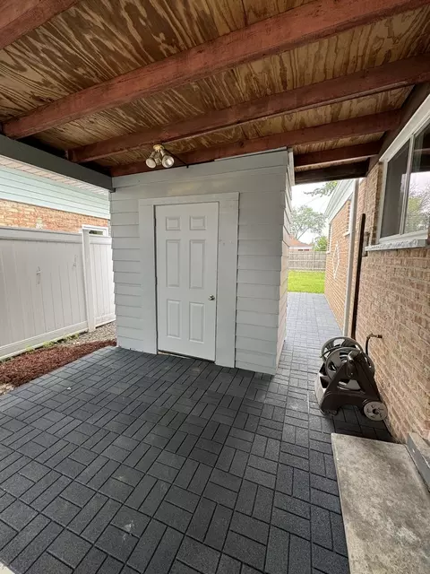 8117 S Keating Ave, Chicago, IL 60652 photo 18