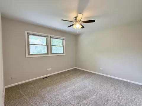Bedroom - 14334 Ridgeway Ave, Midlothian, IL 60445 photo 5 of 7