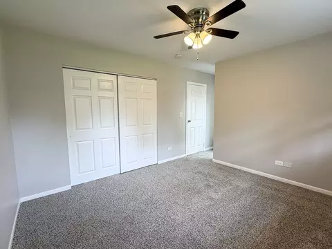 Bedroom - 14334 Ridgeway Ave, Midlothian, IL 60445 photo 6 of 7