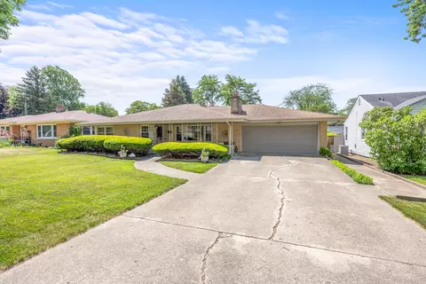 1304 Black Rd, Joliet, IL 60435