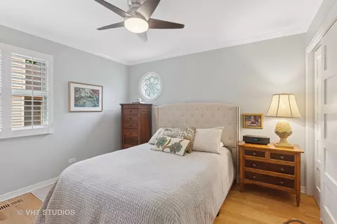 Bedroom - 77 Flicker Ct, Naperville, IL 60565 photo 3 of 4