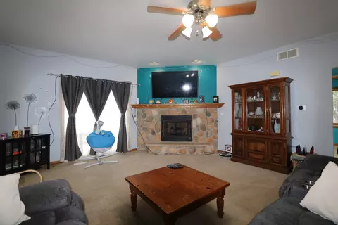 Living - Undisclosed, Beecher, IL 60401 photo 1 of 1