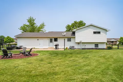 107 W 10th St, Gridley, IL 61744 photo 33