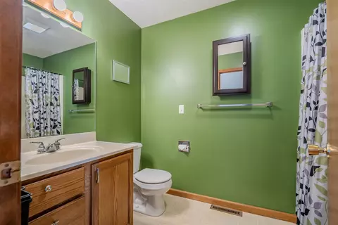 107 W 10th St, Gridley, IL 61744 photo 13