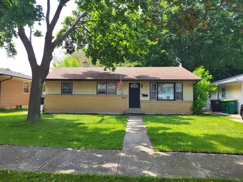 2110 Gilead Ave, Zion, IL 60099